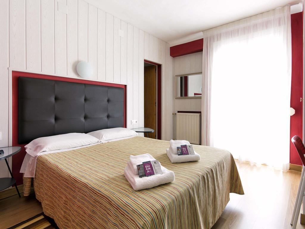 Hostal Fabrellas Caldes de Malavella Exteriér fotografie